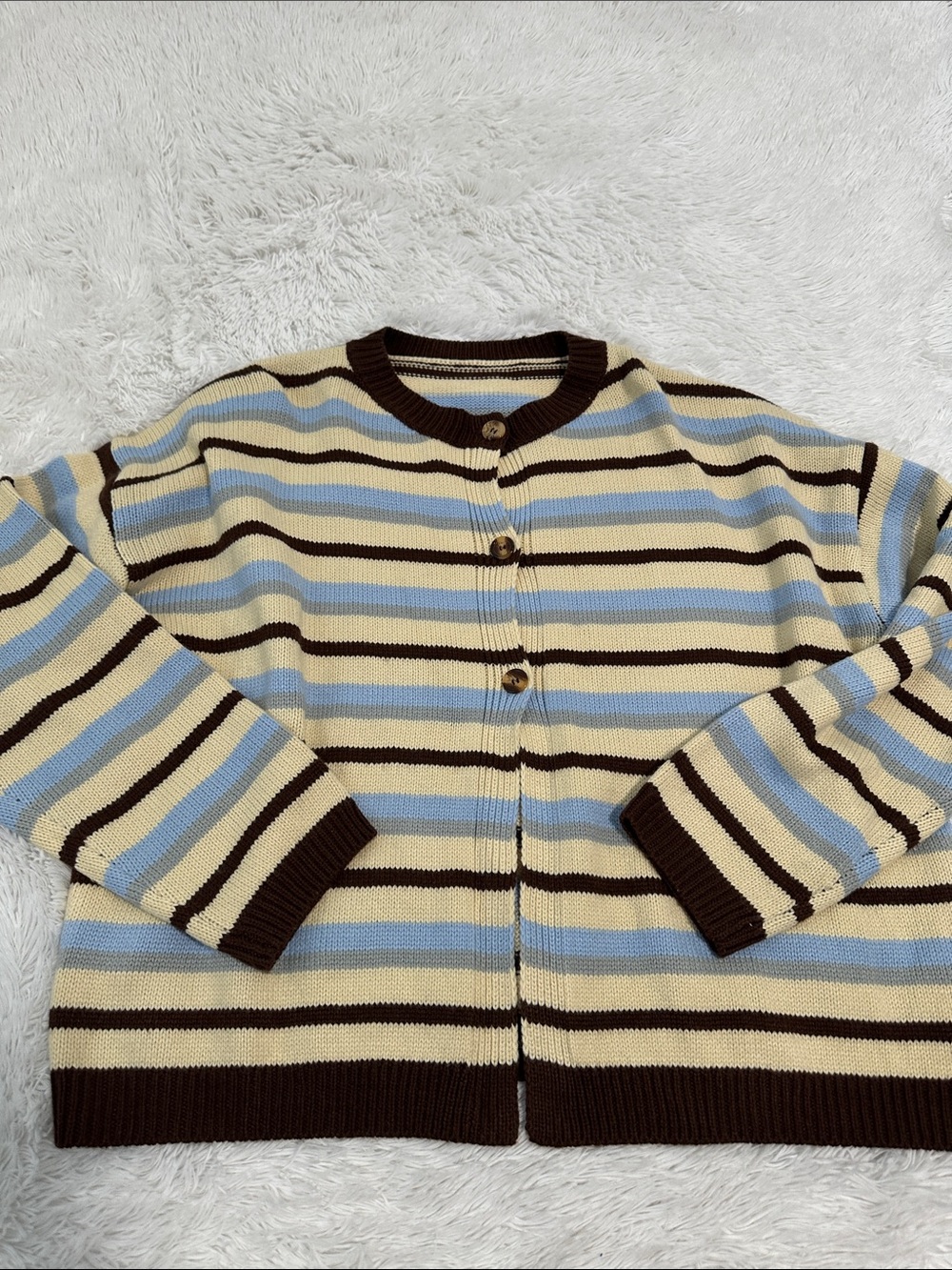 🧁 Musera Cardigan Sweater